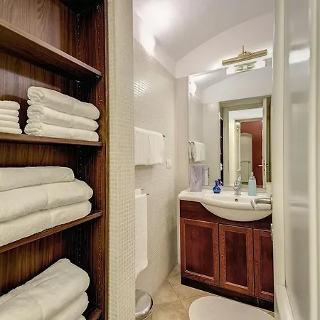 Apartment Colosseo White Shadows Loft *